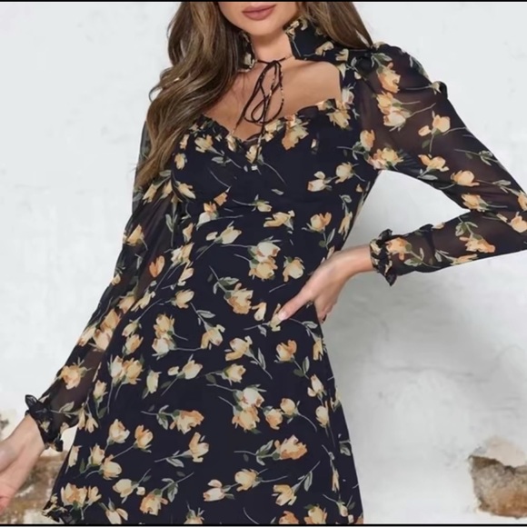 New Chic Long Sleeve Floral Mini Dress S M L - Picture 2 of 3